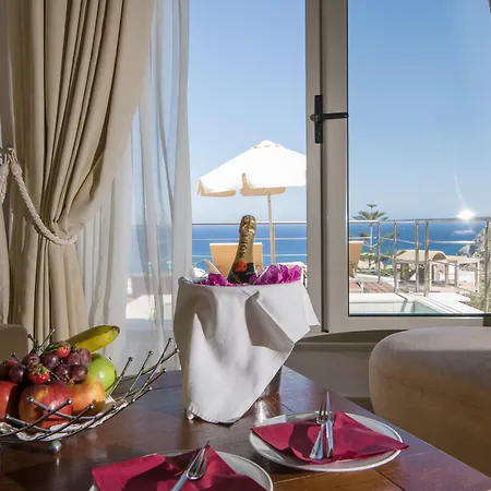 호텔 Antinea & Kamári