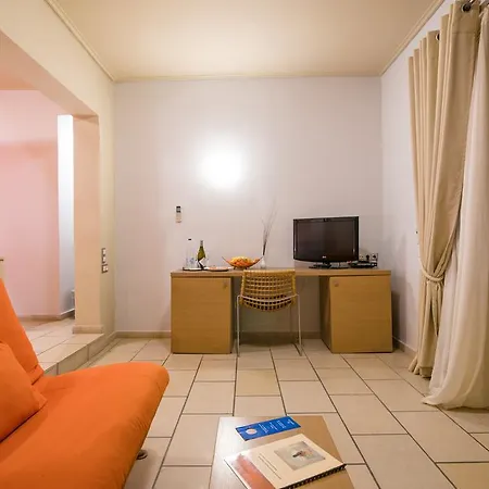 Antinea & 4* Kamari (Santorini)