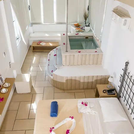 Hotel Antinea & Kamari (Santorini)