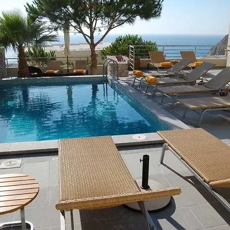 Antinea & Hotel 4*